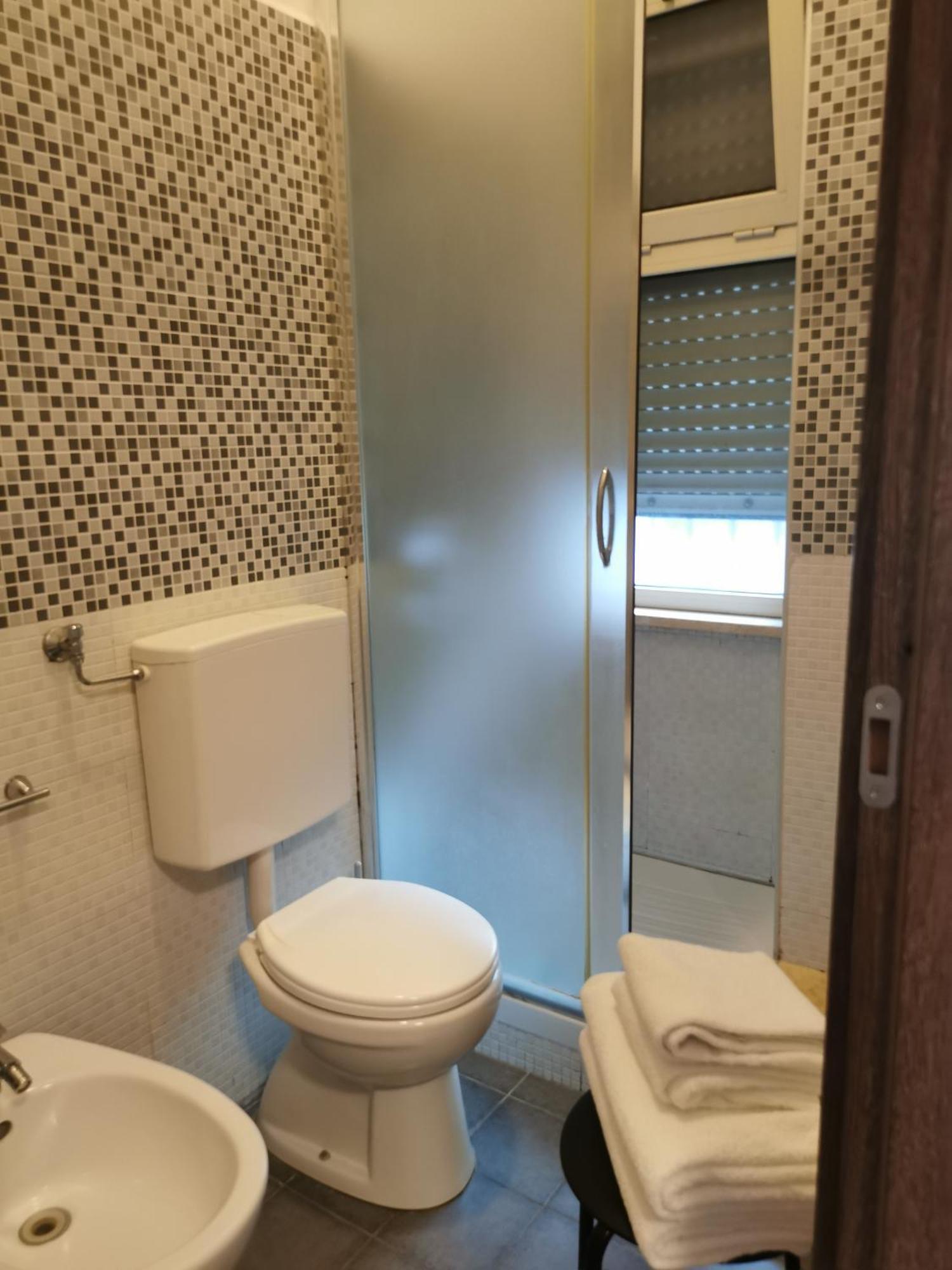 Hotel Bissi ميلان الغرفة الصورة