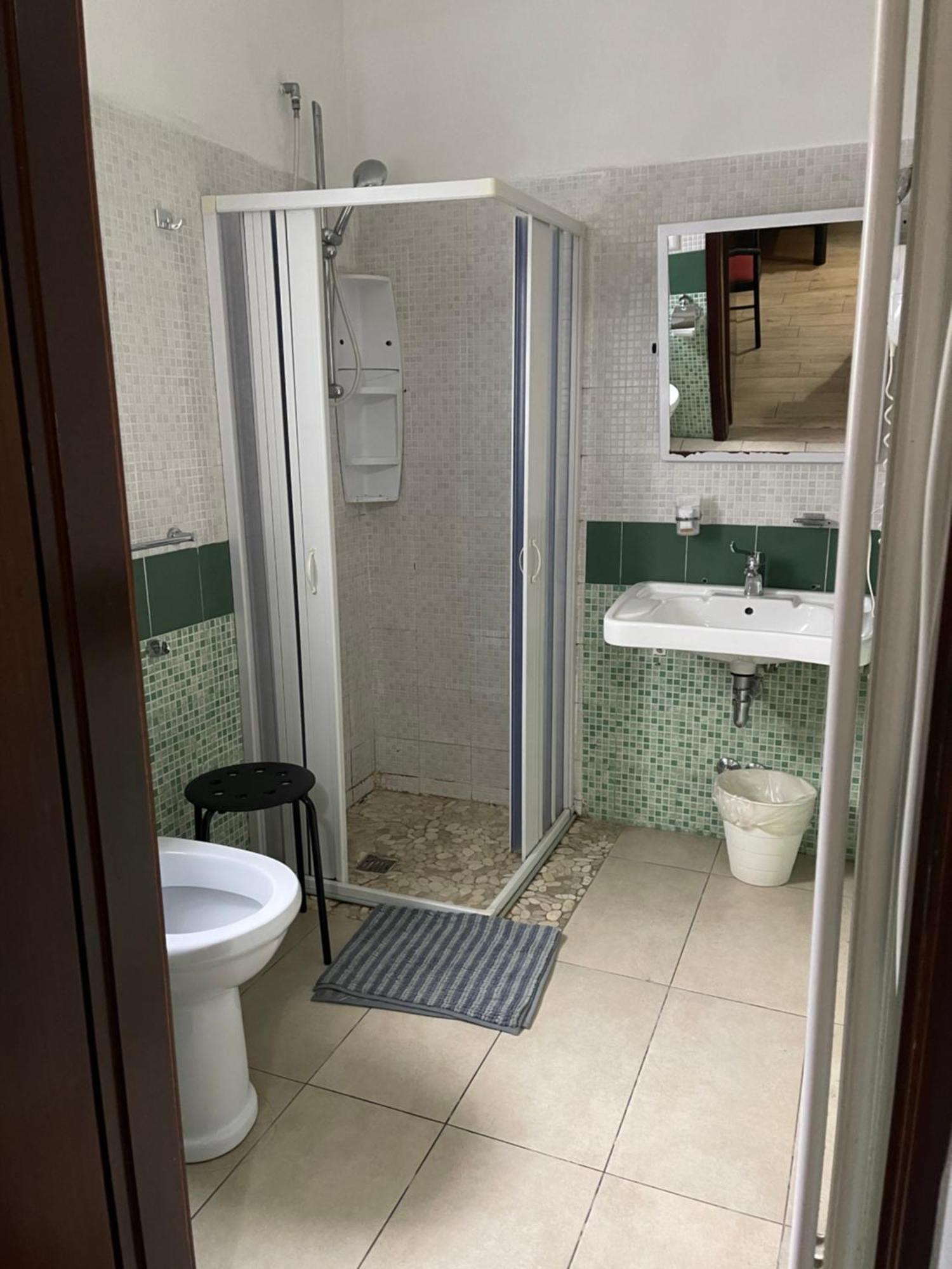 Hotel Bissi ميلان المظهر الخارجي الصورة